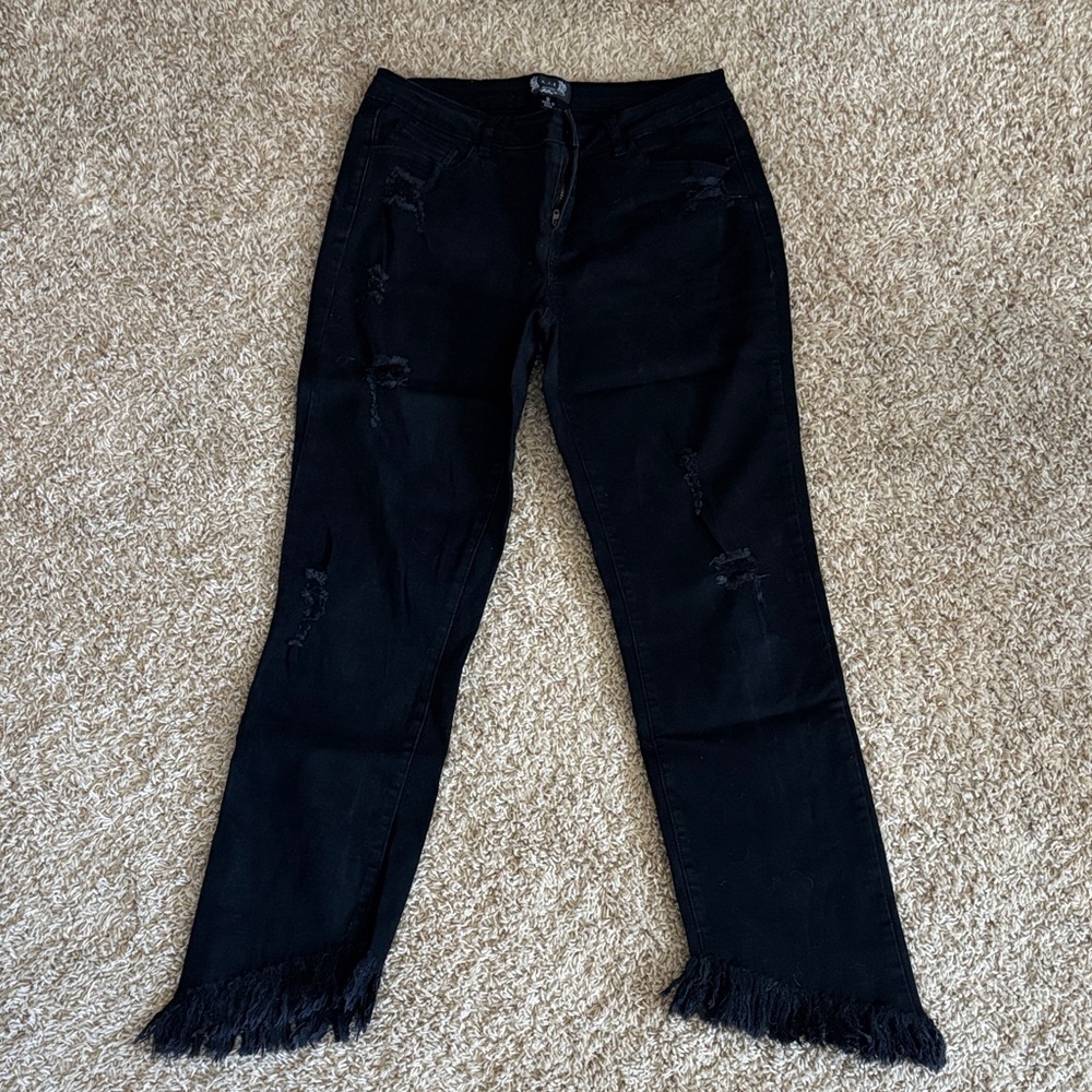AZI Stylish Black Distressed Women Jeans